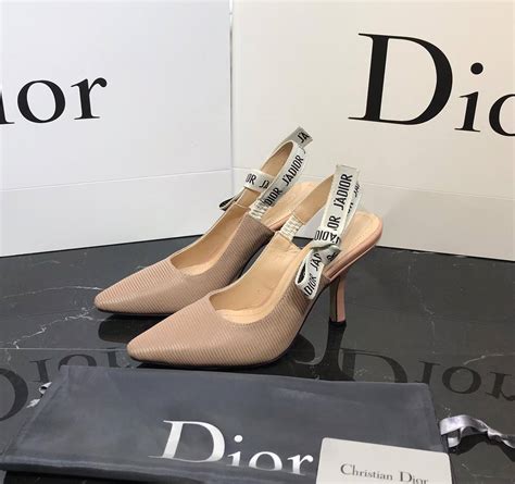 Christian Dior, Düz renk Topuklu ayakkabı .